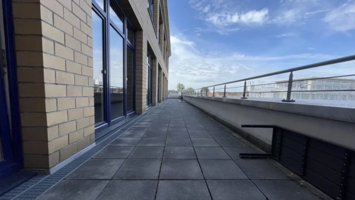 Hagencampus; hochwertige Bürofläche mit Kühlung und Terrasse