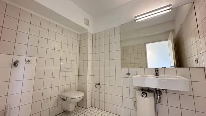 Hochwertige Bürofläche am schönen Kaiser-Wilhelm-Ring mit Terrasse