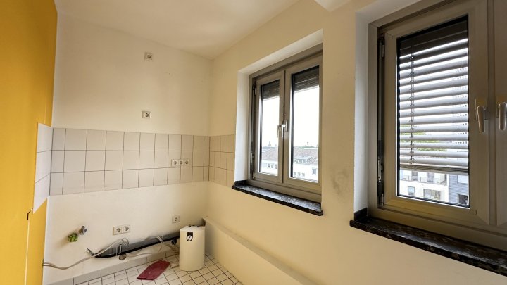 Hochwertige Bürofläche am schönen Kaiser-Wilhelm-Ring mit Terrasse