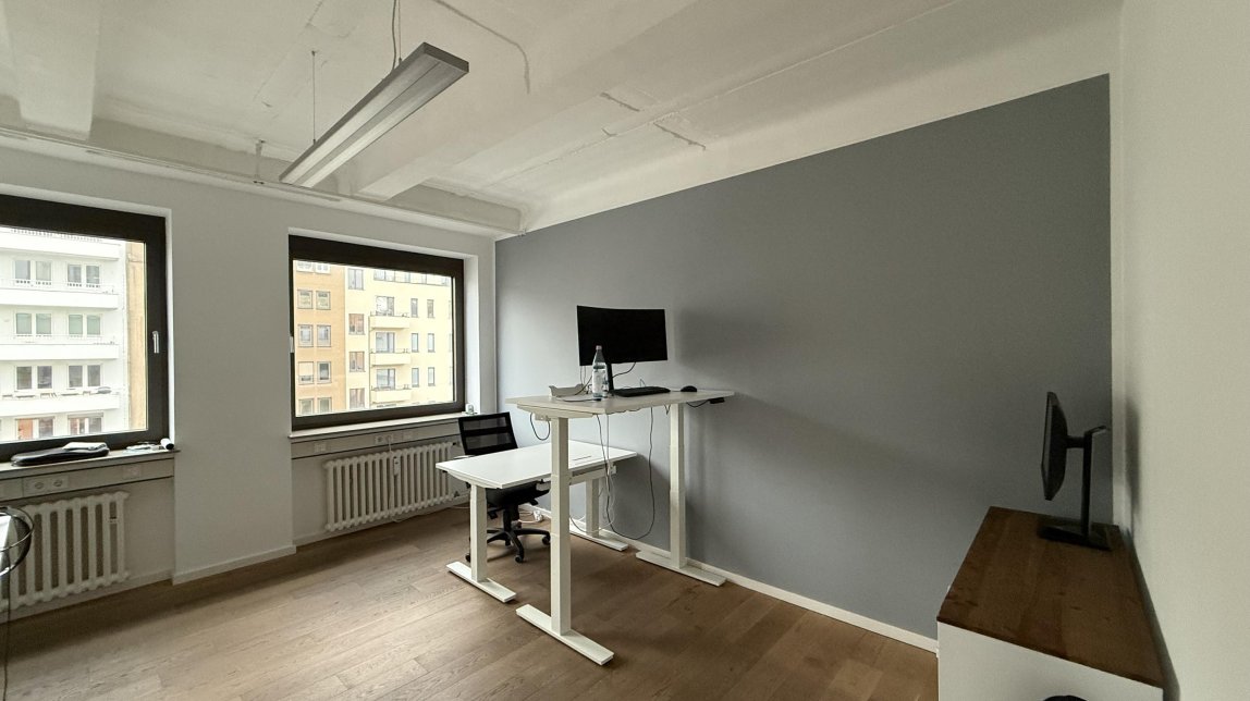 Büro 1