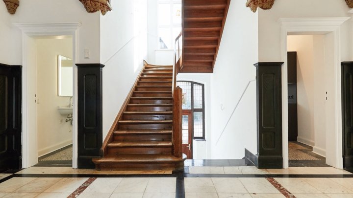 Herrschaftliche Villa in einer der schönsten Straßen Kölns